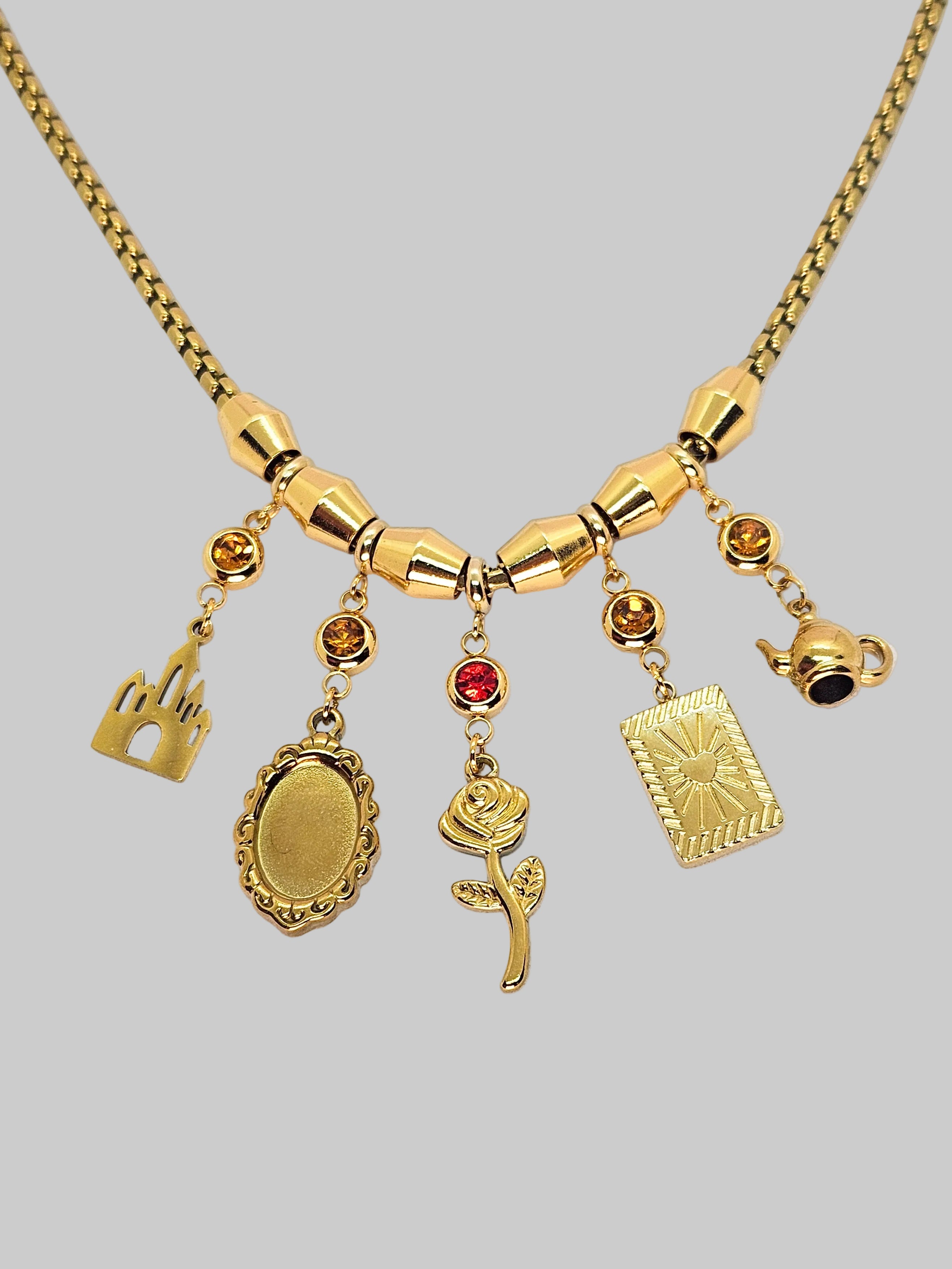 COLLAR BELLA